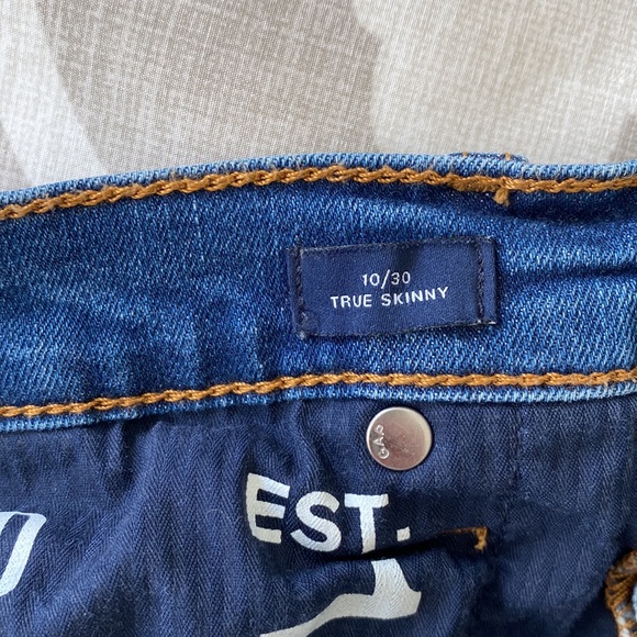 Medium blue GAP True Skinny high rise jeans - Picture 6 of 6